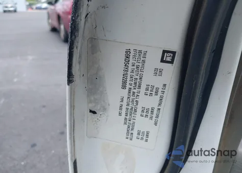 2001 Cadillac Deville Standard W/W20 из США, поврежденный, VIN 1G6KD54Y81U228089